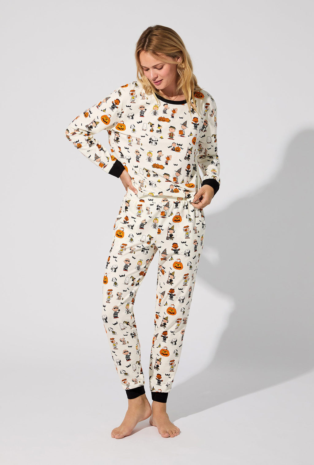 Peanuts® Snoopy's Halloween Long Sleeve Pullover Crew and Jogger Stretch Jersey PJ Set