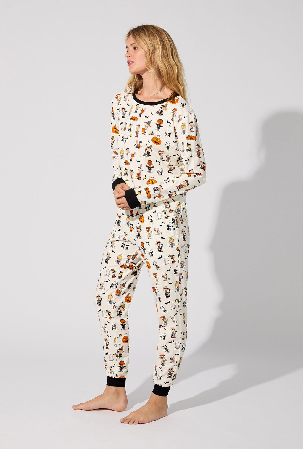 Peanuts® Snoopy's Halloween Long Sleeve Pullover Crew and Jogger Stretch Jersey PJ Set